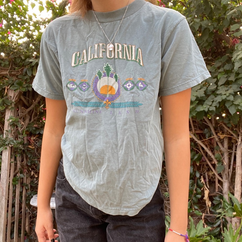 california vintage graphic tee